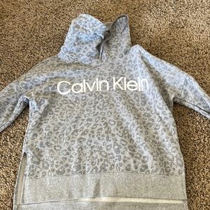Calvin Klein sweatshirt very soft and comfy